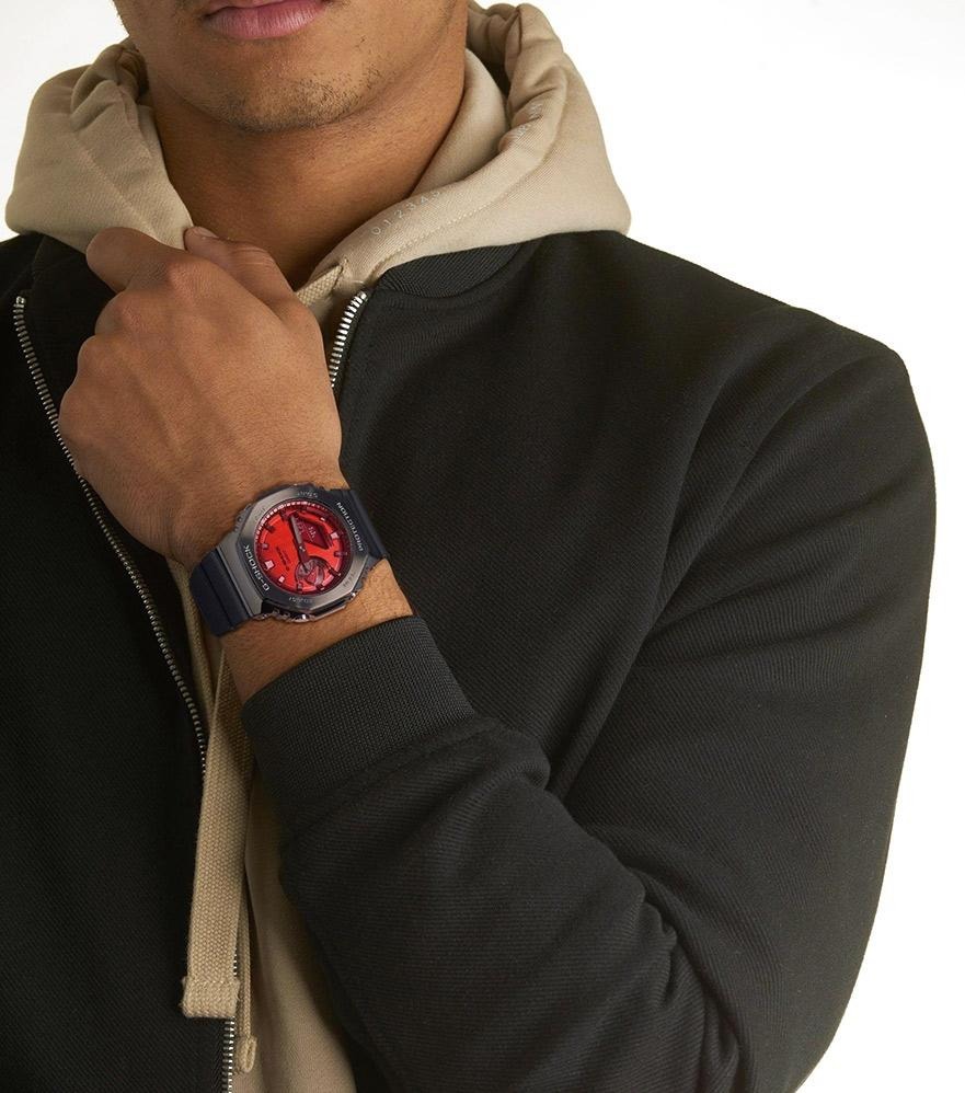 CASIO G-SHOCK GM-2100B-4A CASIO G-SHOCK GM-2100B-4A