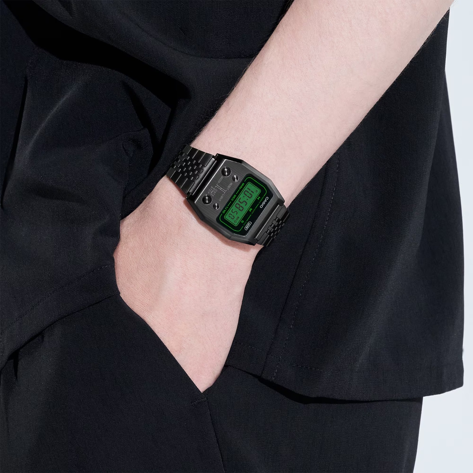 RELOJ CASIO A1100B-1 (UNISEX) RELOJ CASIO A1100B-1 (UNISEX)